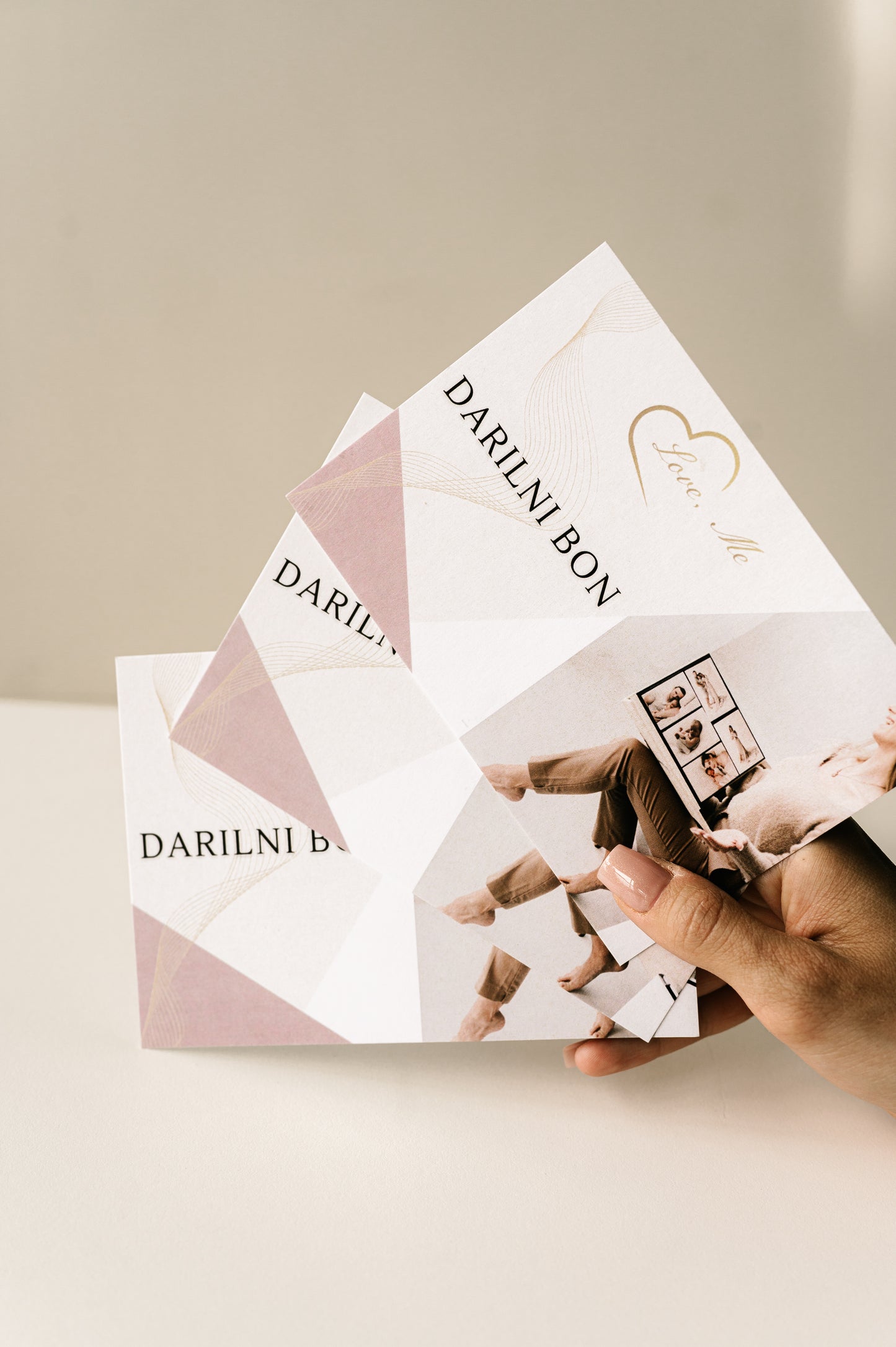Love, Me darilni boni